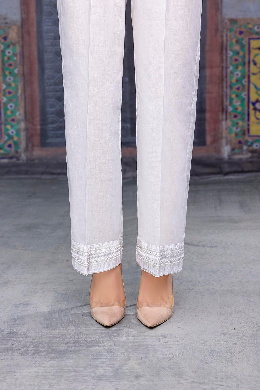 Embroidered Loose Straight Pant